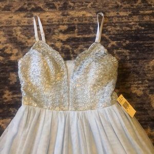 NWT baby blue formal dress size 3